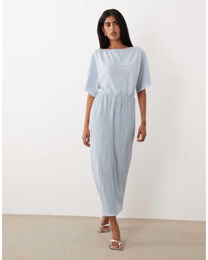 Y.A.S Vestido Midi Azul Pastel Plisado Con Cintura Marcada Y Estampado De Lunares Plateados Metalizados De