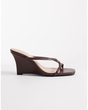 Raid Darby Wedge Sandals - Brown