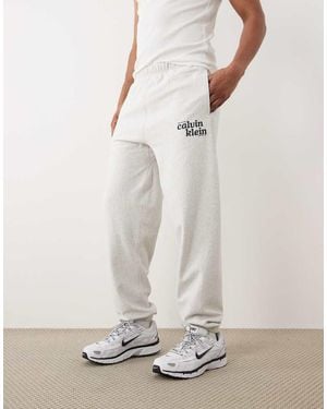 Calvin Klein Graphic jogger - White