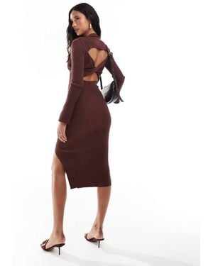 In The Style High Neck Fluted Sleeve Open Twist Back Mid Jumper Dress - Red