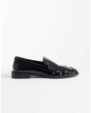 schuh Lorena Loafer - Black