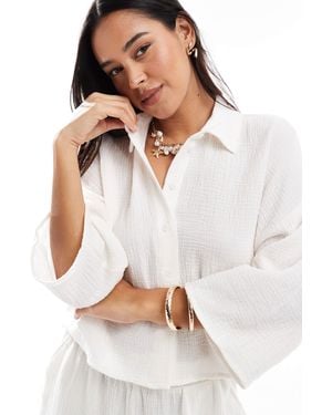 Vero Moda Textured Cropped Shirt Co-ord - White