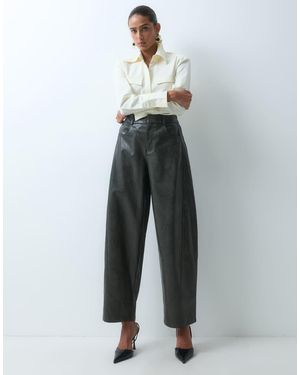 ASOS Getailleerde Barrelbroek Van Imitatieleer - Wit