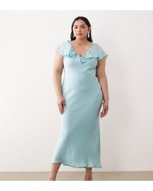 Pretty Lavish Curve Ruffle Midaxi Dress - Blue
