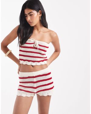 Miss Selfridge – knappe shorts aus häkelstrick - Rot