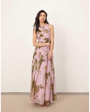 ARRANGE Vestido Largo Lila Y Verde De Corte Voluminoso Con Cintura Baja, Diseño Estampado Y Panel Fruncido De Chifón De - Rosa