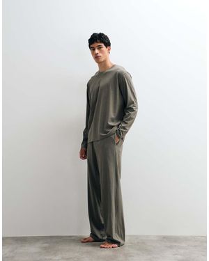 Jack & Jones Conjunto De Pijama De Top Y Pantalón En Verde Oliva - Gris