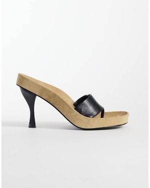 Mango Starring Hailey Bieber 100% Leather Heeled Flip Flop Sandal - Natural