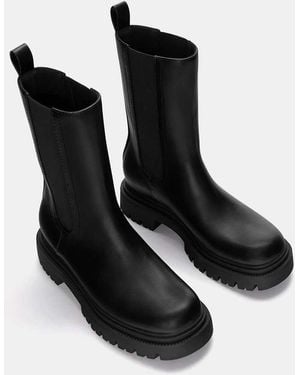 Pull&Bear Distressed Chunky Chelsea Boots - Black