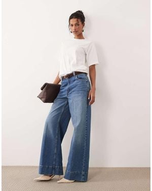 ASOS Wide Leg Jeans With Crease Front And Belt - Blue