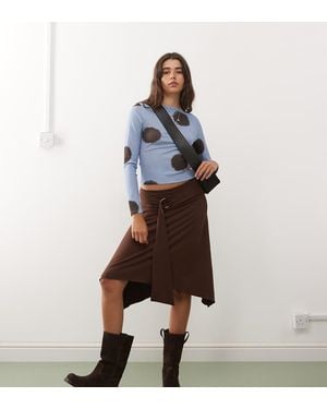 Collusion Slinky Skirt With Ring Detail Tie Waist - Red