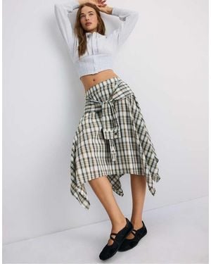 Stradivarius Printed Shirt-sleeve Detail Midi Skirt - White