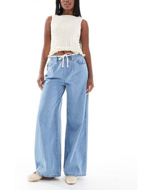 Vero Moda Vaqueros Dad De Pernera Ancha Con Lavado Azul Claro Y Cordón Anudado En La Cintura Valeria De