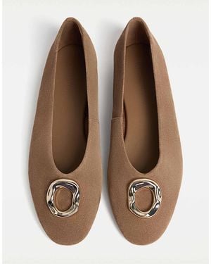Stradivarius – flache ballerinas aus spaltleder - Natur