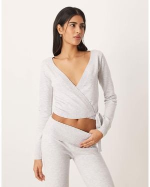 Hollister Gilly Hicks Cozy Knit Multi-way Wrap Sweater Co-ord - White