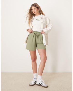 Vila Loose Fit Tie Waist Shorts - Natural