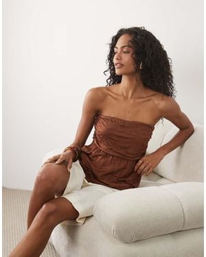 ASOS Top Con Escote Palabra De Honor, Bajo Abullonado Y Acabado Rugoso (Parte De Un Conjunto) - Marrón