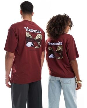 The North Face Yosemite Postcard Backprint Oversized T-shirt - Red