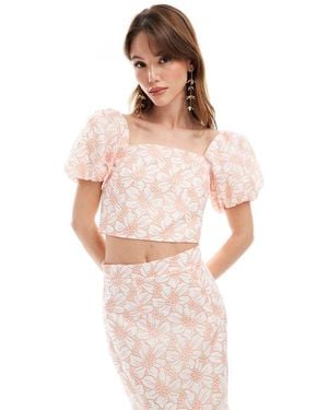 Maya Floral Print Short Sleeve Crop Top - White