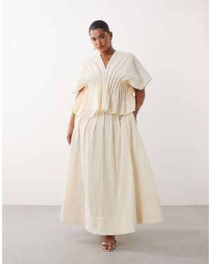 ARRANGE Curve Crinkle Texture Maxi Skirt Co Ord - White