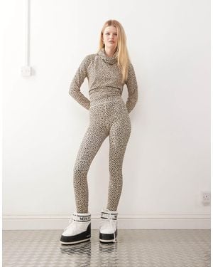 OOSC – mehrfarbige baselayer-leggings für damen mit gepardenmuster - Natur