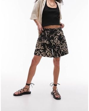 TOPSHOP Abstract Leopard Print Pull On Shorts - Black