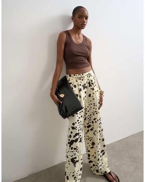 TOPSHOP Pantalones De Corte Globo Con Estampado De Vaca Y Lazada En La Cintura De Lino De - Blanco