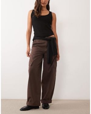 ASOS Rolled Hem Cargo Trouser With Pocket Detail - Brown