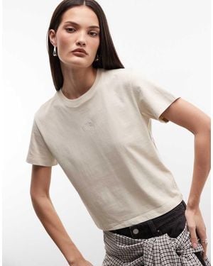 The North Face Essential Regular Cutie Tee - White