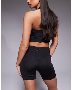 4505 Active Heart Sculpt Seam 5 Inch Legging Short - Black