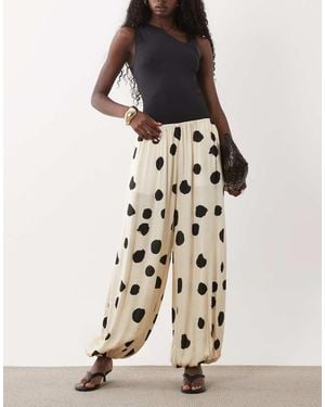 ASOS Broek Met Ballonmanchetten En Zoom Met Polkadot - Naturel
