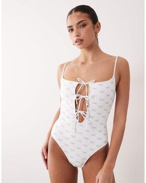 South Beach Badpak Met Broderie, Strikjesmotief En Strikdetail - Wit