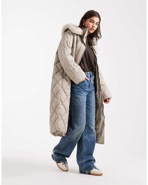South Beach Quilted Long Coat With Faux Fur Lined Collar - Blue