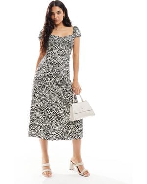 Pimkie – maxikleid im milchmädchen-stil mit puffärmeln und leopardenmuster - Grau