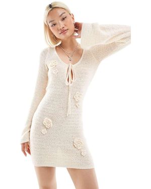 4th & Reckless Open Back Rose Applique Tie Front Crochet Mini Beach Dress - White