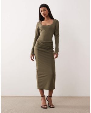 ASOS – langärmliges midikleid - Natur