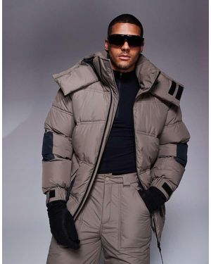 ASOS 4505 Ski & Snow 4505 Ski Water Repellent Insulated Puffer Coat - Grey