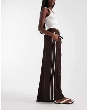 River Island Joggers Con Rayas Laterales Con Pespuntes De - Blanco