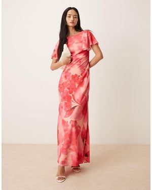 Pretty Lavish Jules Flutter Sleeve Open Lace Up Back Maxi Dress - Pink