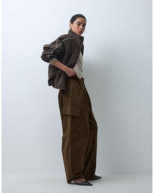 ASOS Broek Met Geplooide Tailleband - Bruin