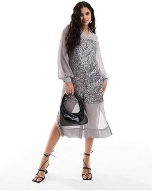 Never Fully Dressed Vestido Camisero Semilargo Gris Plomo De Lentejuelas Lila De