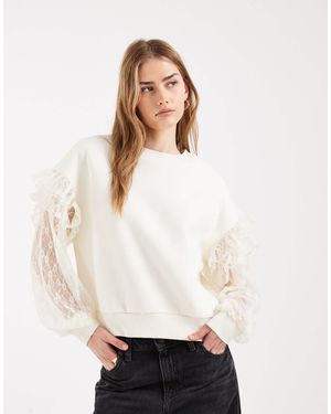 Miss Selfridge Sweat-shirt avec manches en dentelle - crème - Blanc