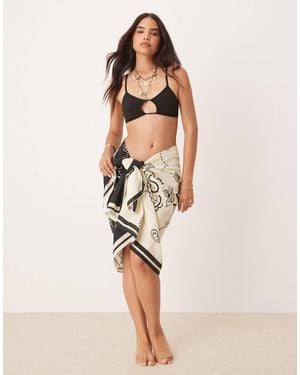 ASOS – billie – strand-sarong mit bandana-muster - Natur