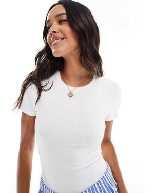 Stradivarius Body A Maniche Corte - Bianco