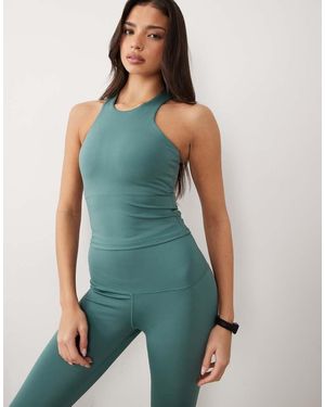 4505 Icon Active Racer Back Vest With Inner Bra And Removable Padding - Green