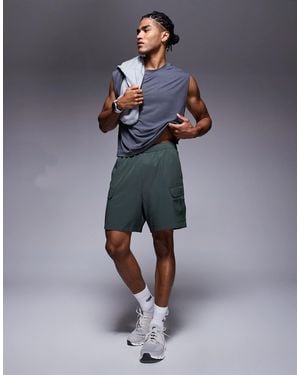 4505 Icon 7 Inch Quick Dry Training Cargo Shorts With Zip Pockets - Blue