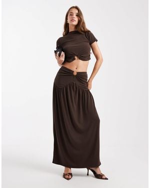 4th & Reckless Double Layered Slinky Gold Hardware Detail Dropped Waist Maxi Skirt Co-ord - Brown