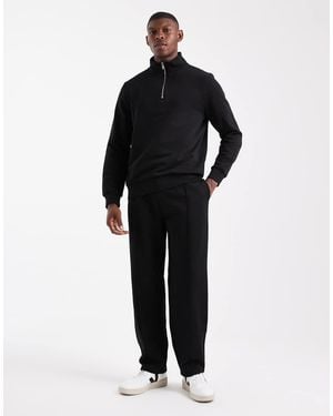 New Look Straight Leg Trackies - Black