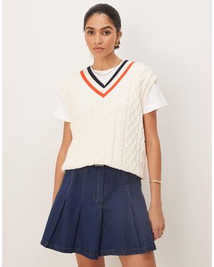 GANT Pull sans manches en maille torsadée à encolure contrastante en v - crème - Blanc