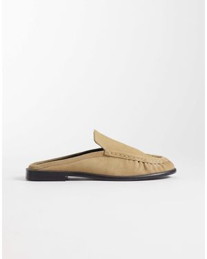 ASOS – mystique – hochwertige loafer-mules aus wildleder - Weiß